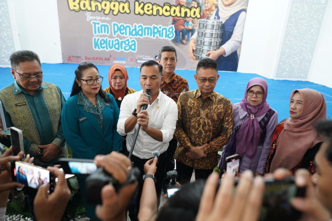 Menteri Wihaji Tekankan Peran Strategis Tim Pendamping Keluarga di Pontianak