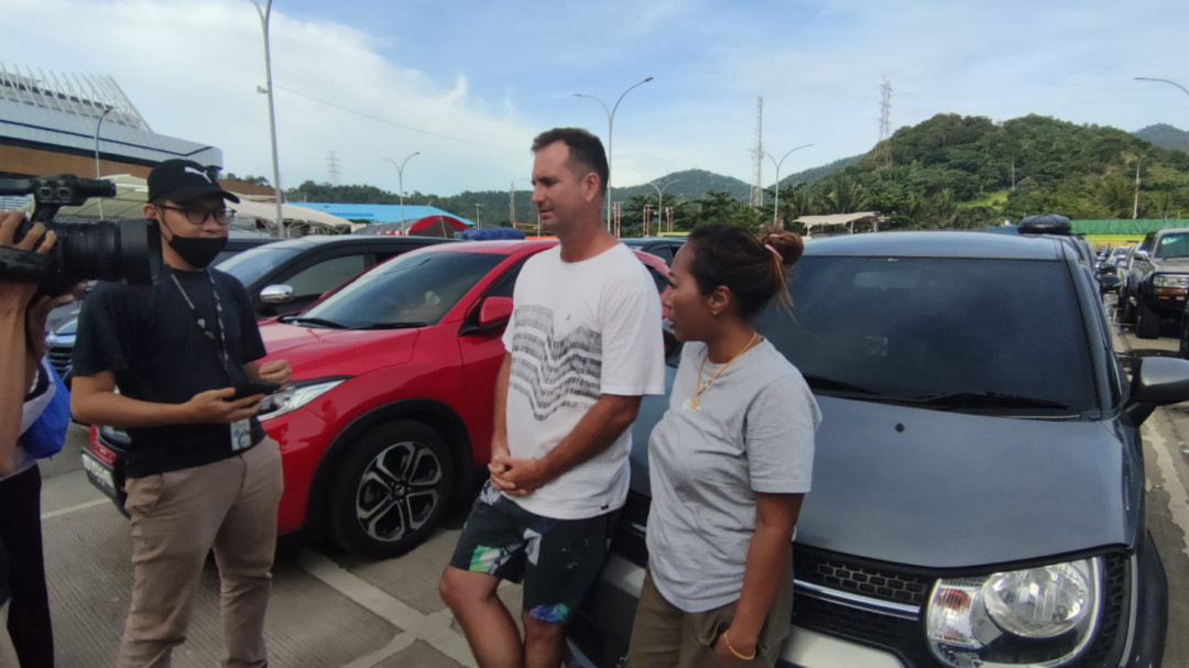 Lonjakan Pemudik, Bule Australia Maklumi Harus Menunggu Lama untuk Masuk Kapal