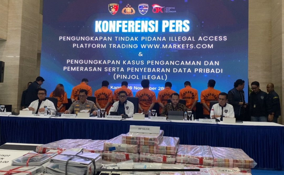 Bareskrim Ungkap 2 Aplikasi Pinjol Ilegal, 7 Tersangka Ditahan