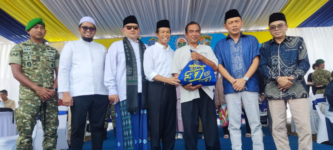 Kemendes RI dan Gandara Group 37 Gelar Aksi Sosial, Ribuan Yatim dan Lansia Terima Santunan di Tasikmalaya