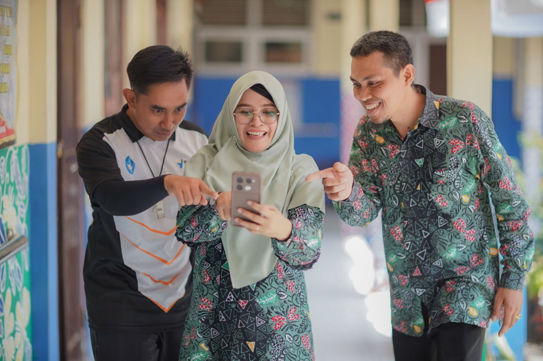 Pemerintah Cairkan Rp18 Triliun Tunjangan untuk 1,6 Juta Guru ASND di Awal 2026