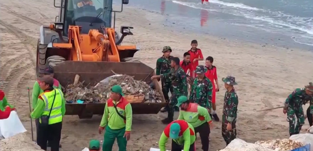 Gubernur Bali Bentuk Satgas Khusus Penanggulangan Sampah Pantai
