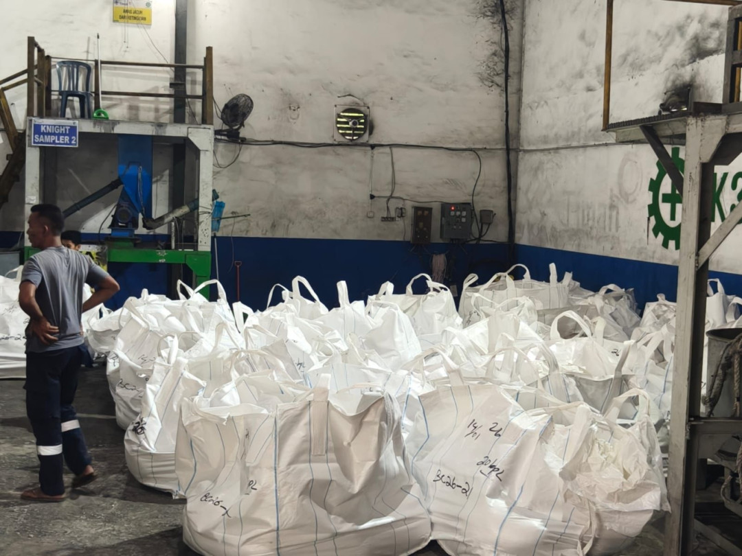 TNI AL Gagalkan Penyelundupan 25 Ton Timah Ilegal di Perairan Bangka