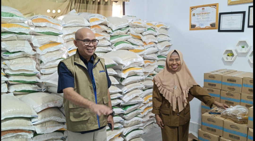 Bantuan Pangan untuk 19 Ribu PBP Mulai Disalurkan Bulog Dumai