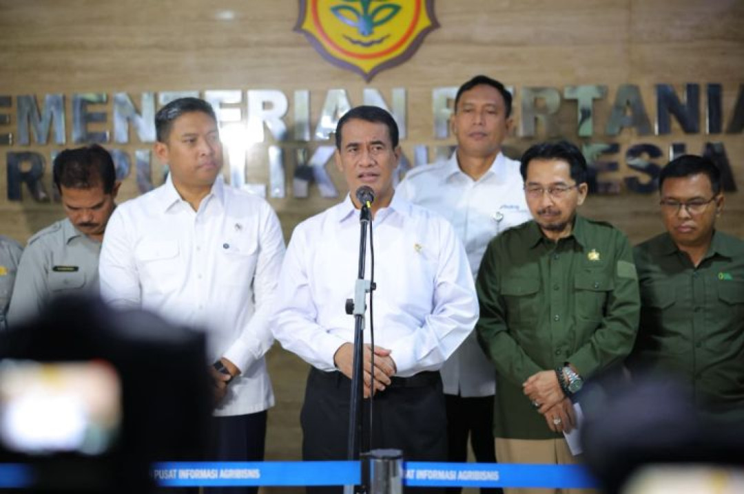 Mentan Tindak Tegas Dua Produsen Minyak Goreng Pelanggar HET