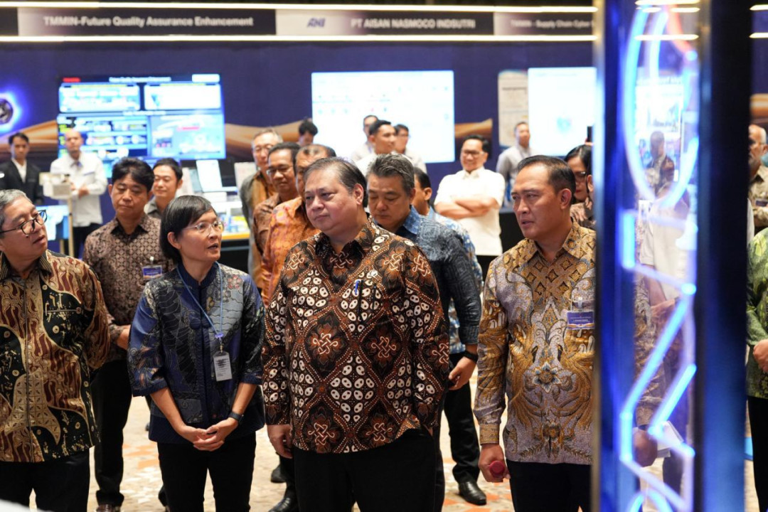 Menko Airlangga Dorong Penguatan Ekosistem Rantai Pasok Industri Otomotif Nasional