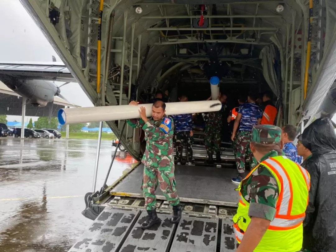 TNI AU Kirim Logistik Pulihkan Bencana Aceh
