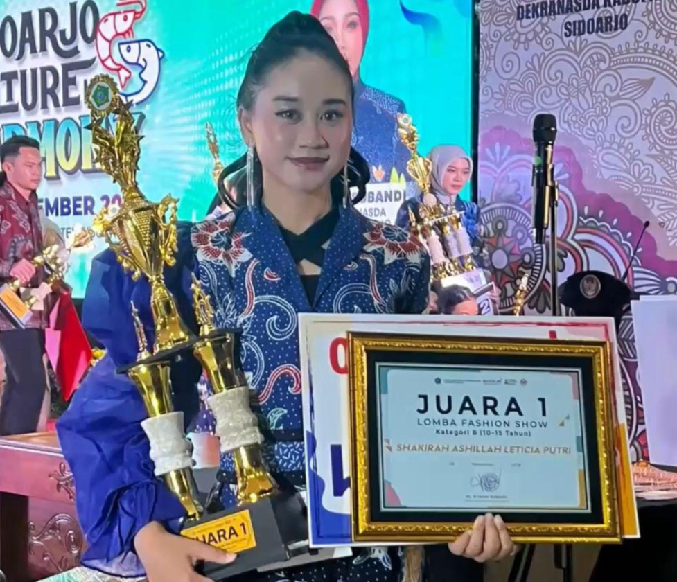 Keren! Remaja Berbakat Asal Jawa Timur Raih Juara 1 Fashion Show di Sidoarjo