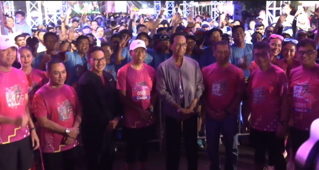 KAI Bandara Dongkrak Sport Tourism Melalui Glow Night Fun Run