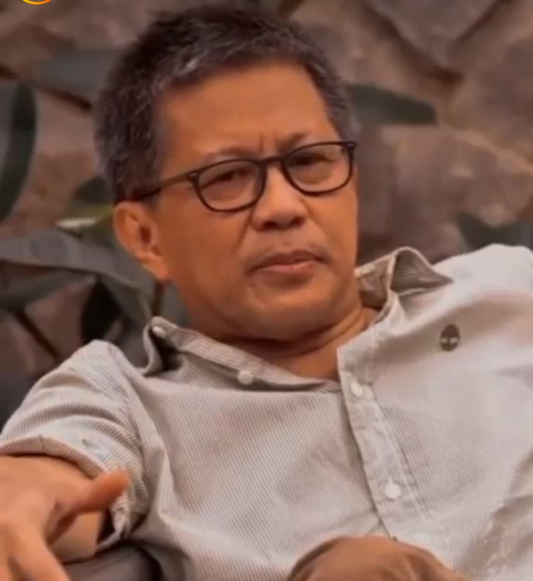 Diduga Hina Presiden Jokowi, Relawan Indonesia Bersatu Laporkan Rocky Gerung ke Polda Metro Jaya