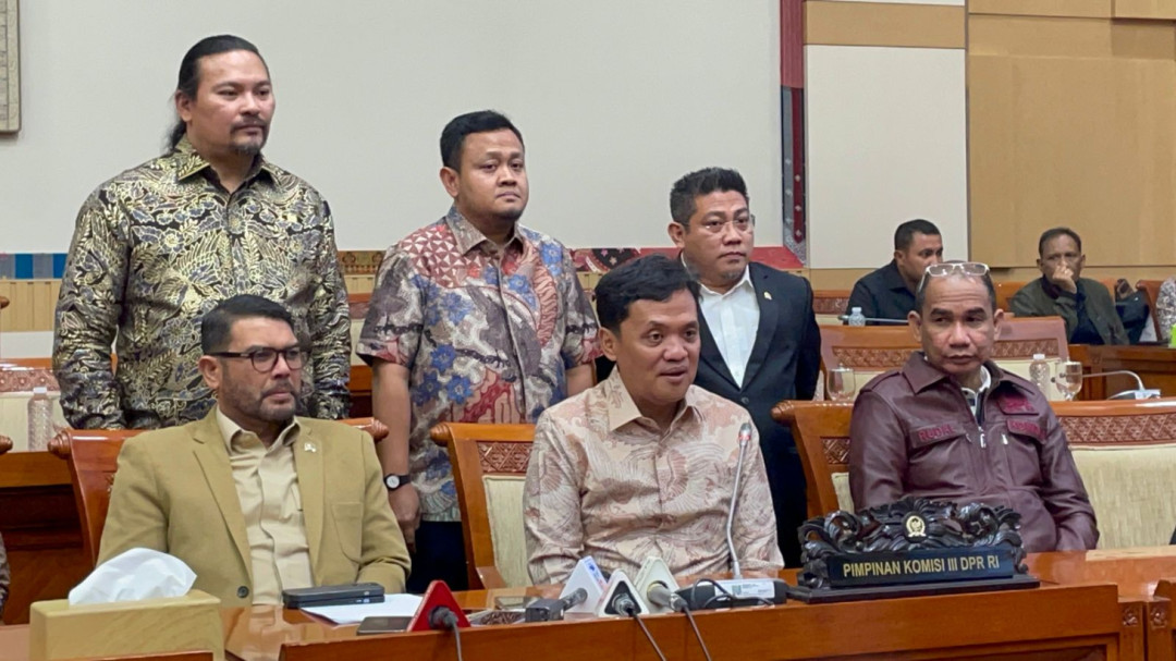 Ajak Pendemo Sampaikan Aspirasi Langsung di DPR, Habiburokhman: Ini Rumah Rakyat