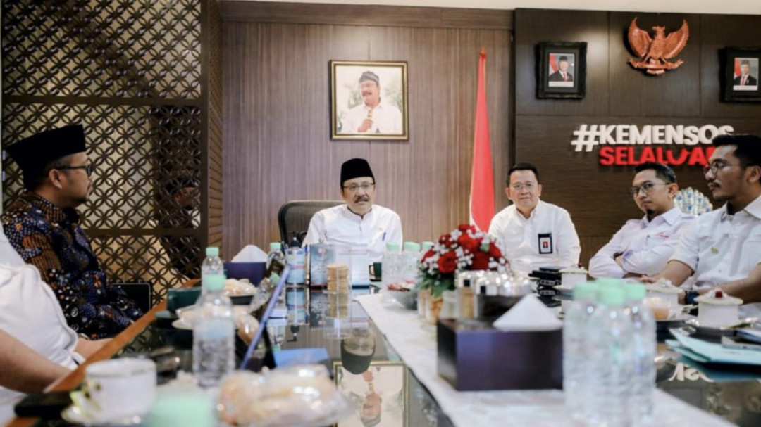 Gus Ipul Wajibkan Tiap Desa Miliki Operator Data DTSEN