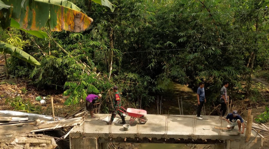 Jembatan Garuda Merah Putih di Blora Permudah Akses Warga
