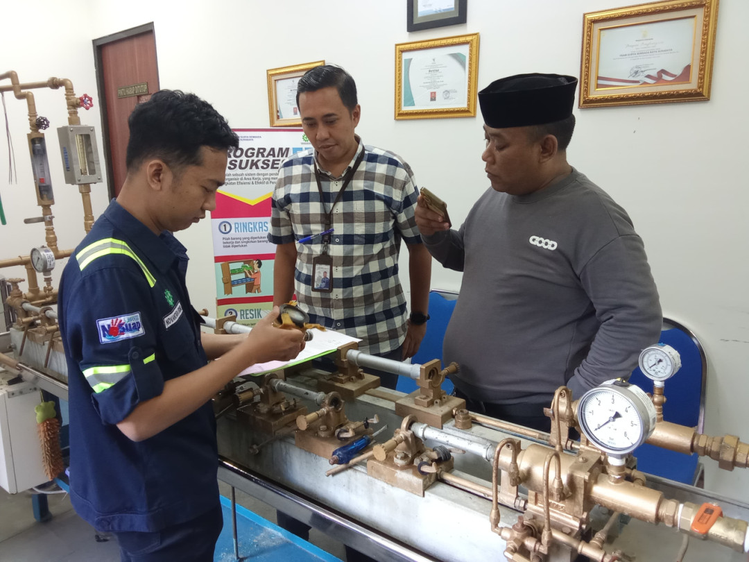 Pantau Pemakaian Air, Perumda Surya Sembada Imbau Gunakan CIS