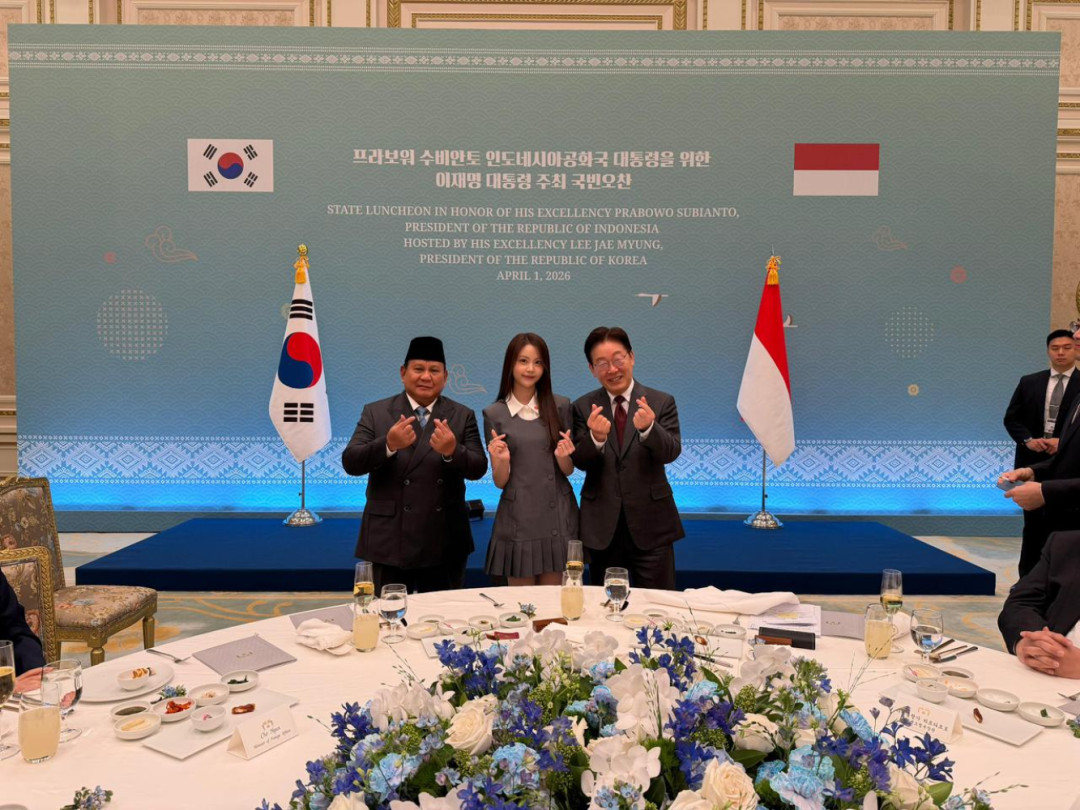 Presiden Prabowo Bertemu Idol K-Pop Asal Indonesia Carmen Hearts2Hearts di Seoul
