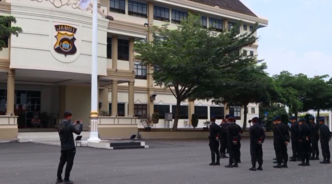 Ditreskrimsus Polda Jambi Ungkap Pengangkutan 12,3 Ton BBM Ilegal