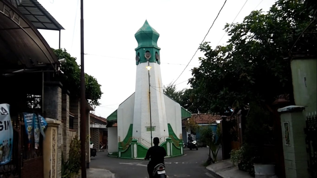 Musala Kyai Mugi, Simbol Persatuan di Tengah Jalan