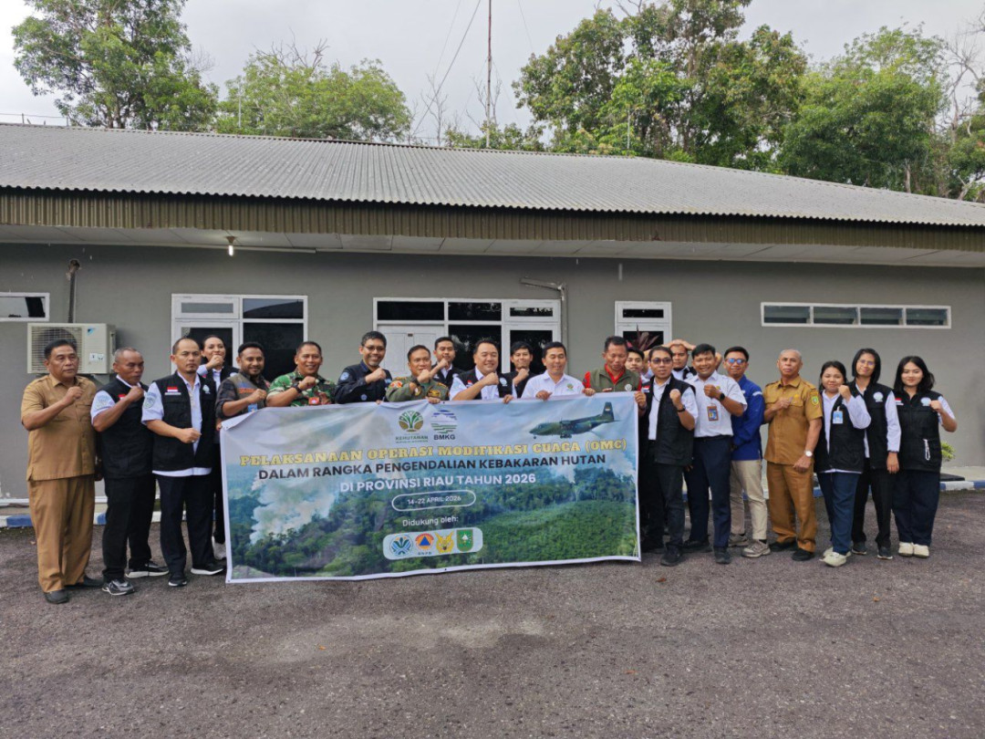 BMKG Intensifkan Modifikasi Cuaca Tekan Karhutla di Riau