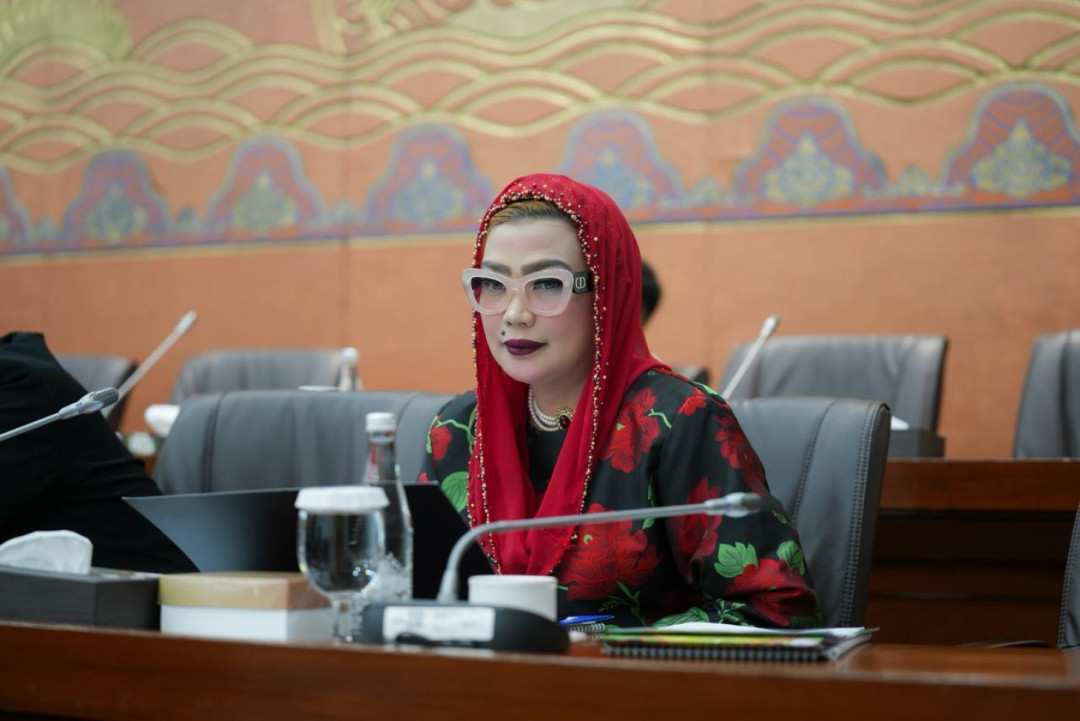 UMKM Terancam, DPR Soroti Lonjakan Harga Plastik