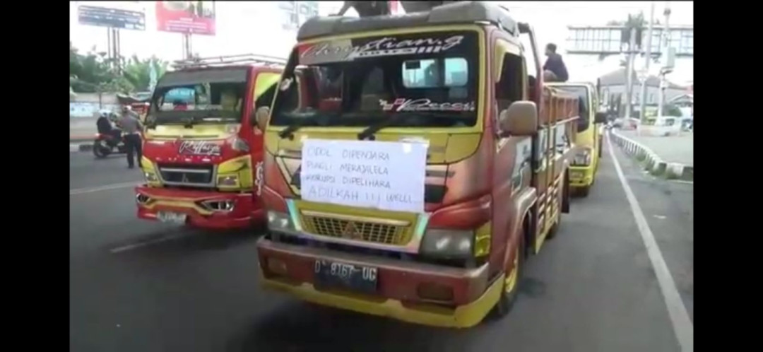 KDM Tanggapi Protes Ribuan Sopir Truk terkait RUU ODOL