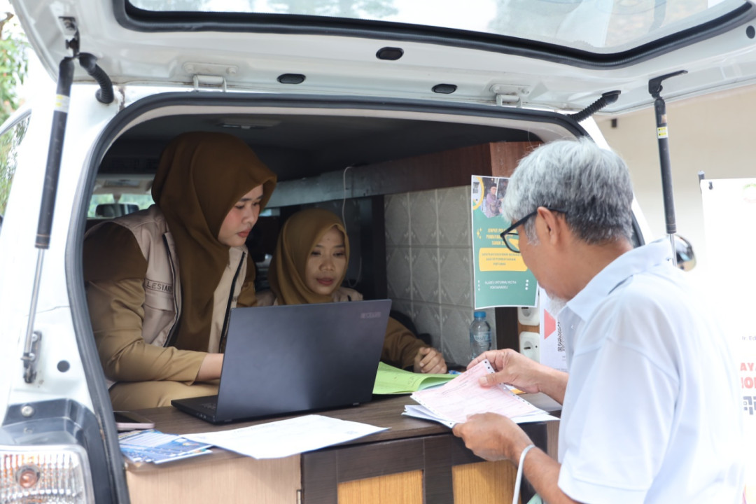 Warga Pontianak Kota Manfaatkan Layanan Go PBB