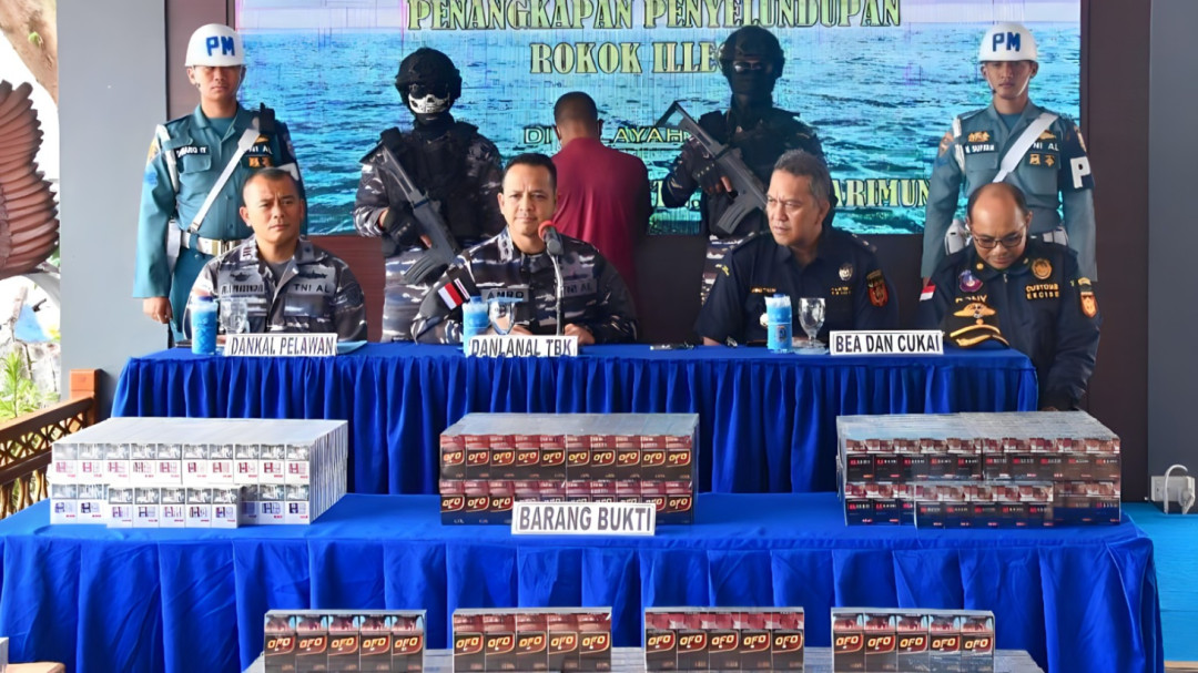 TNI AL Berhasil Gagalkan Penyelundupan Rokok Ilegal di Perairan Tanjung Balai Karimun
