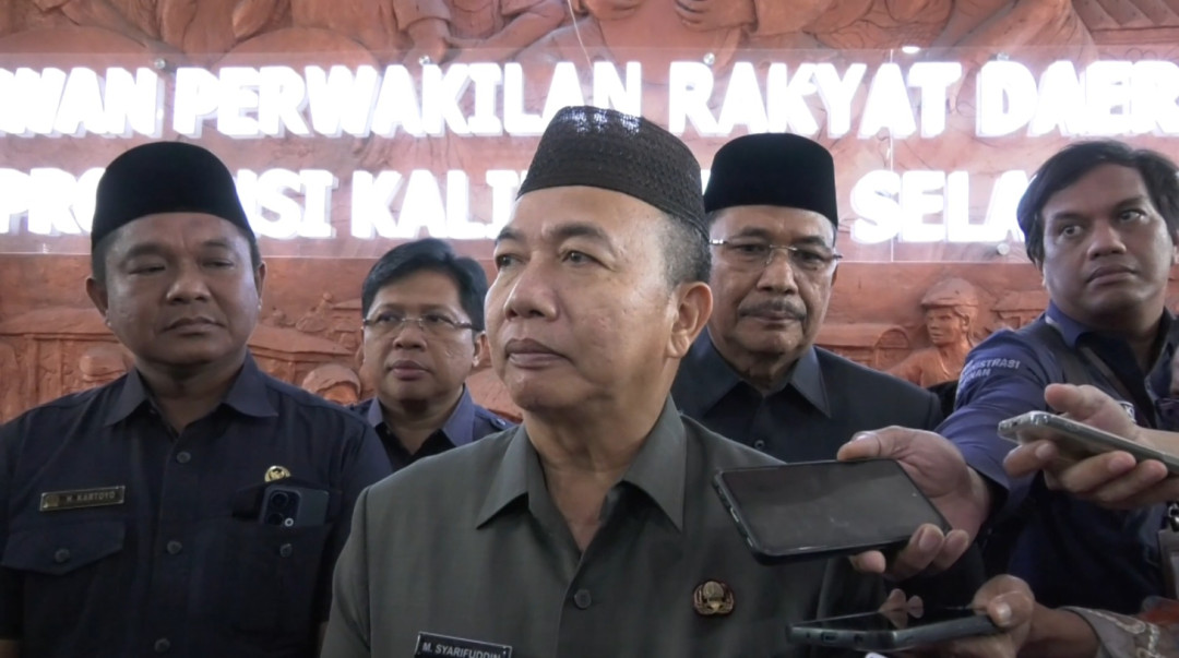 Tiga Raperda Pemprov Kalsel Disetujui Tujuh Fraksi DPRD