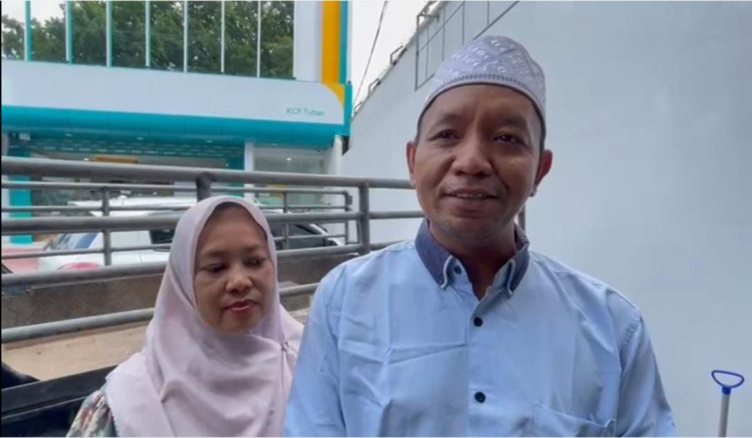 Kisah Inspiratif, Pasutri Tuban Menabung Uang Receh 11 Tahun Demi Daftar Haji