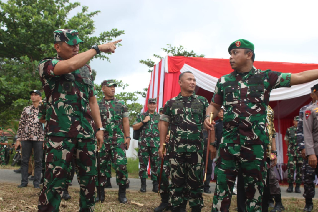 Pangdam XXI/Radin Inten Tinjau Lahan Pembangunan Batalyon Pertahanan Pangan di Seluma
