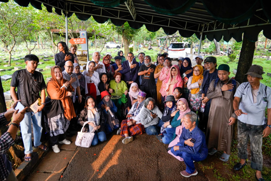 Hari Puisi Nasional, Menbud Ziarah ke Makam Chairil Anwar