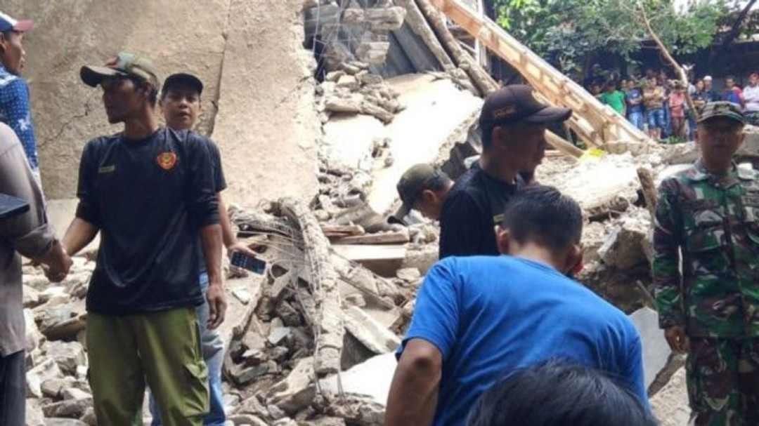 Tragedi Maulid Nabi: Majelis Taklim Roboh, 80 Jemaah Jadi Korban
