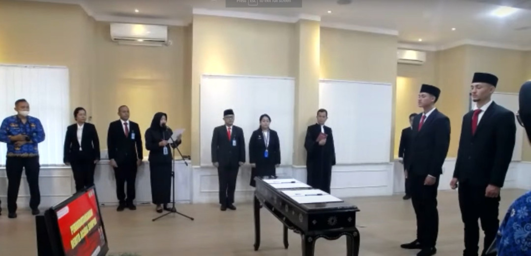 Sebut Sumpah dan Janji Setia, Ivar Jenner dan Rafael Struick Resmi Jadi WNI