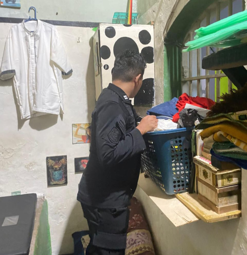 Razia Rutin Kamar WBP, Lapas Padang Temukan Barang-barang Terlarang