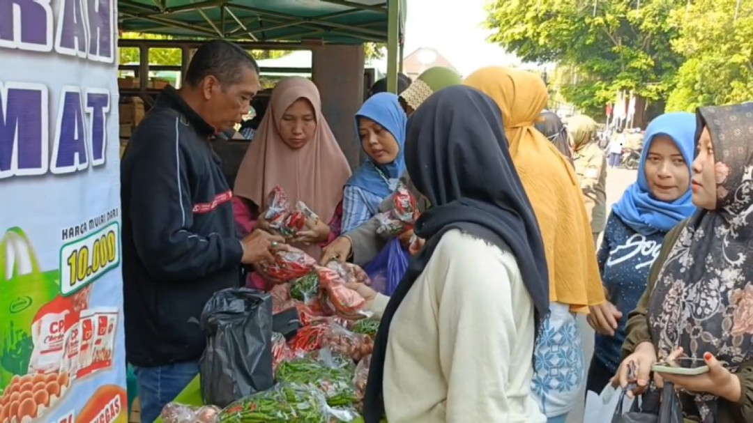 Gerakan Pangan Murah untuk Menekan Kenaikan Harga Kepokmas di Batang