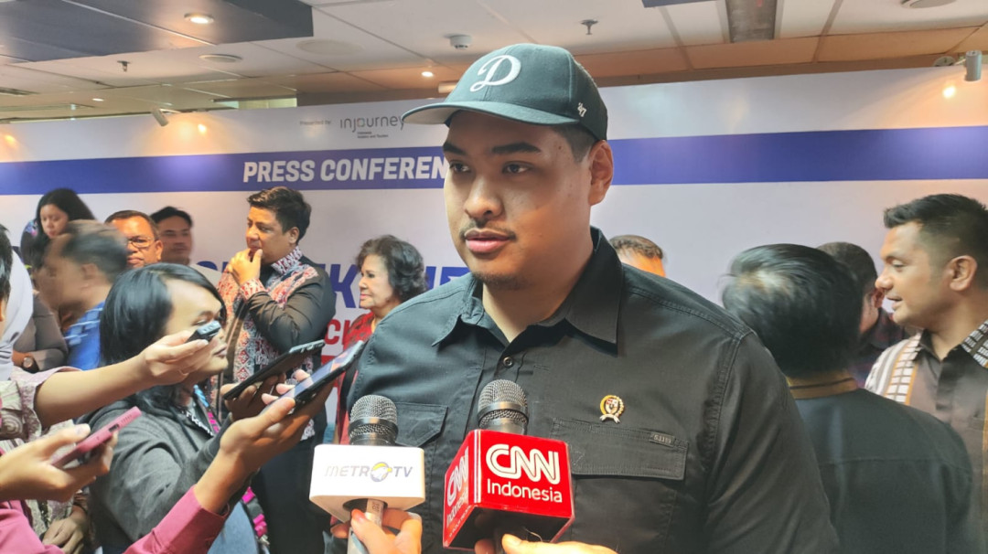 Tekan Kontrak Tuan Rumah Hingga Tahun 2027, Menpora: Semoga Kita Punya Tim Sendiri 