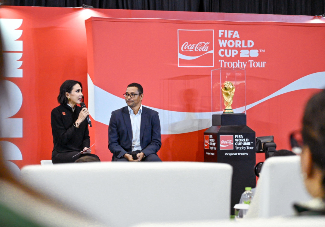 Gilberto Silva Bicara Makna Trofi Piala Dunia di Acara FIFA World Cup Trophy Tour