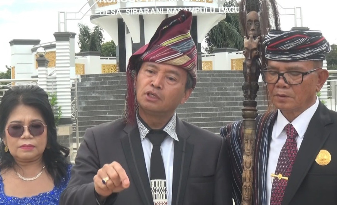 Tugu Raja Sibarani: Simbol Persatuan dan Identitas Marga Sibarani di Dunia