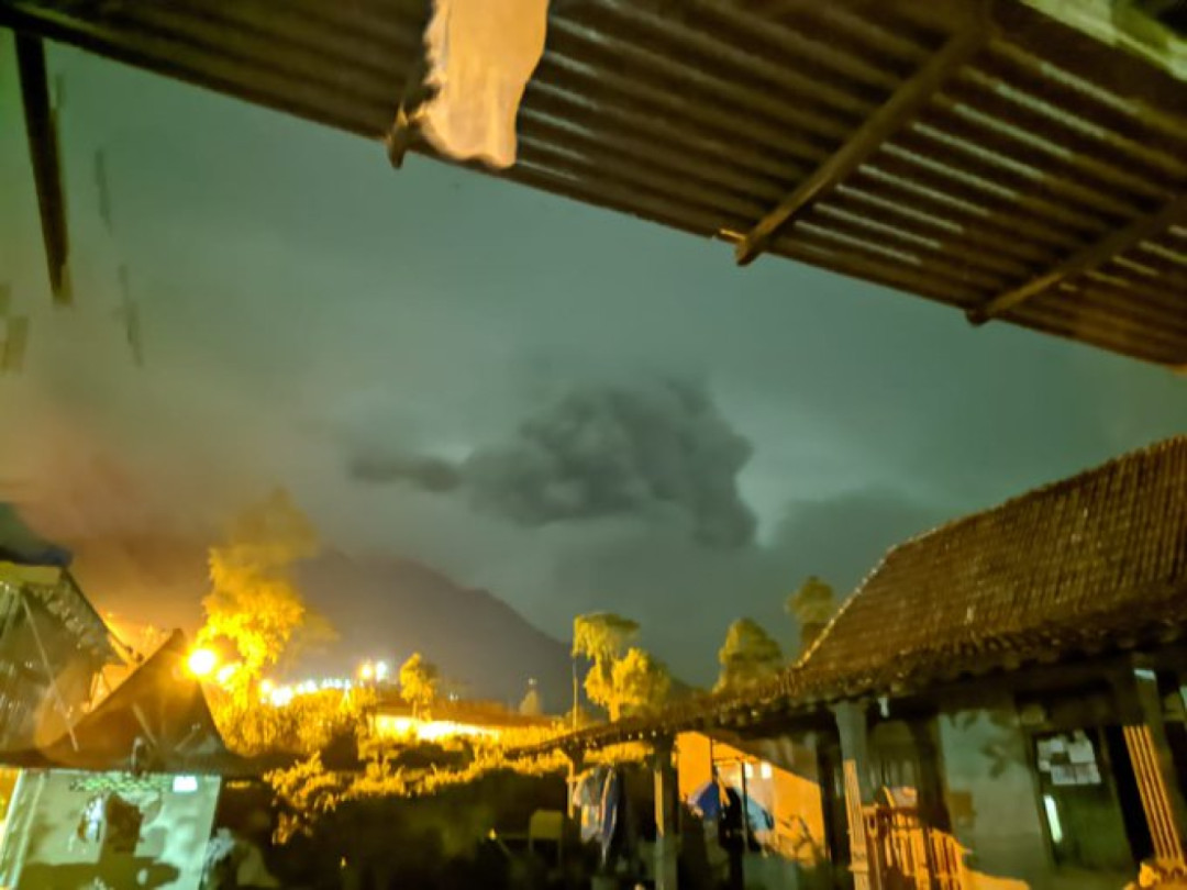 Gunung Merapi Berstatus Siaga, Pagi Ini Sudah Kali 11 Muntahkan Awan Panas