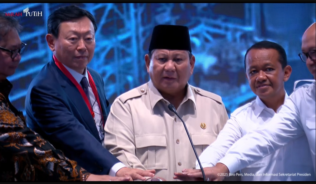Presiden Prabowo Resmikan Pabrik Petrokimia Lotte Chemical Indonesia di Cilegon