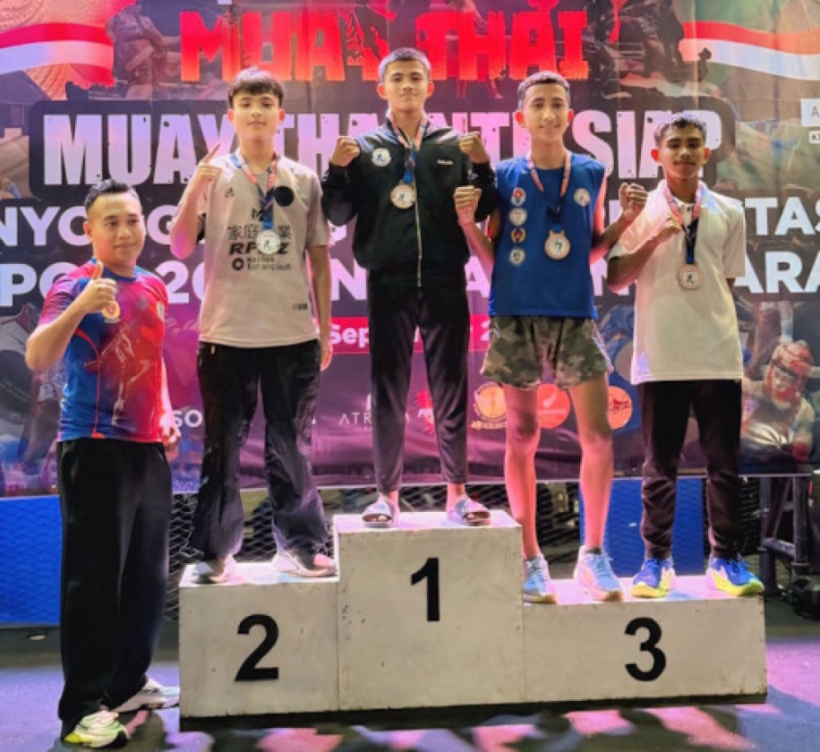 Muaythai Pekanbaru Raih Dua Emas di Kejurnas NTB 2025