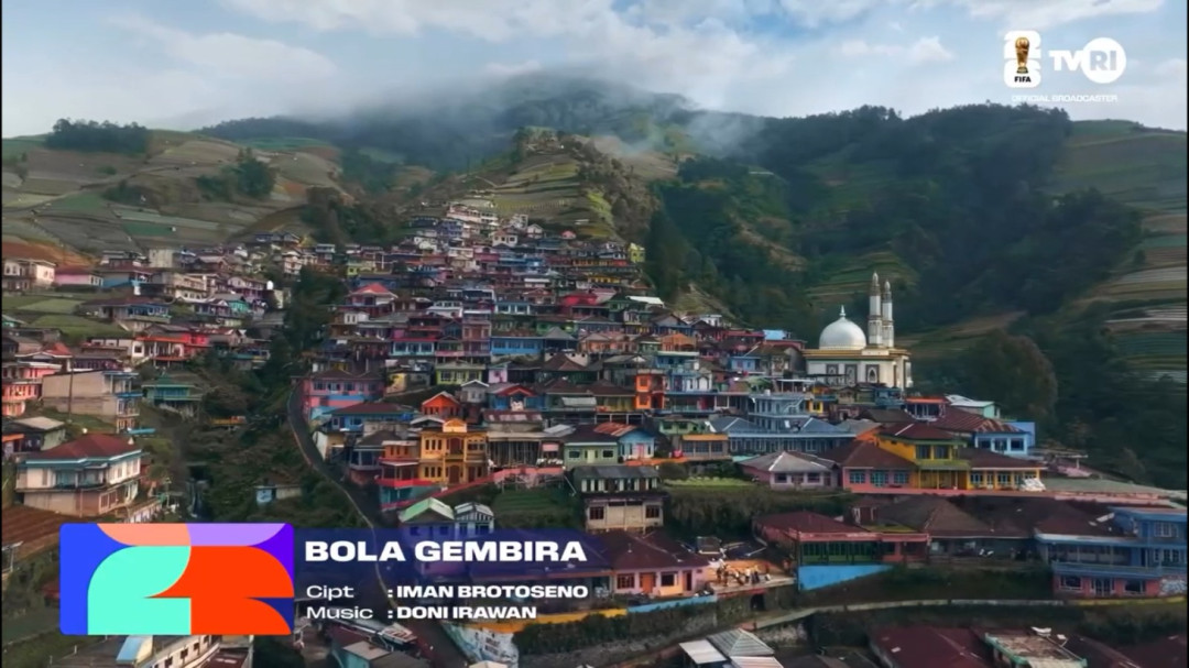 Lagu “Bola Gembira” Merepresentasikan Kegembiraan dalam Keberagaman