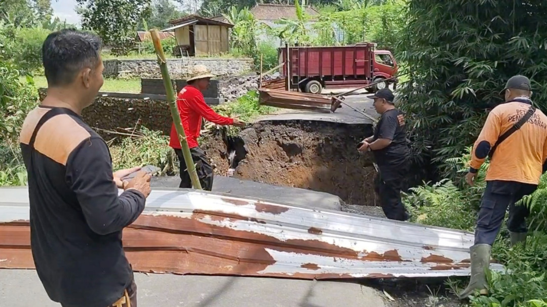 Jalan Penghubung Luwus–Petang Amblas, Akses Tabanan–Badung Terputus