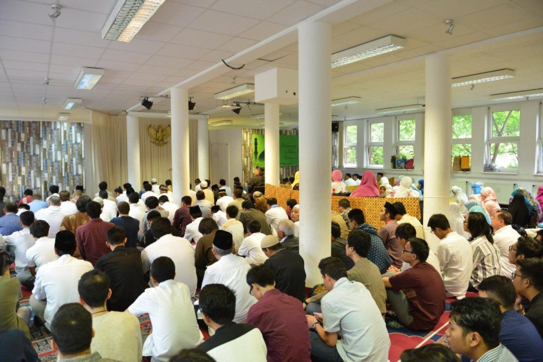 dr. Reisa Brotoasmoro: Kegiatan Agama Sebenarnya Boleh Dilakukan Asal Patuhi Prokes