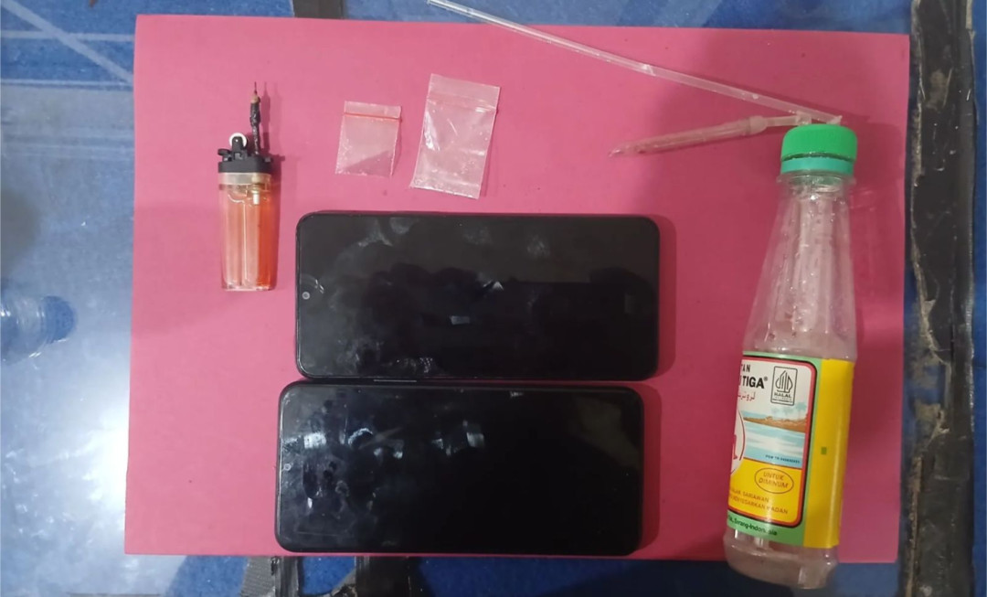 Polisi Gerebek Pesta Sabu di Pulau Punjung, Lima Pria Diringkus