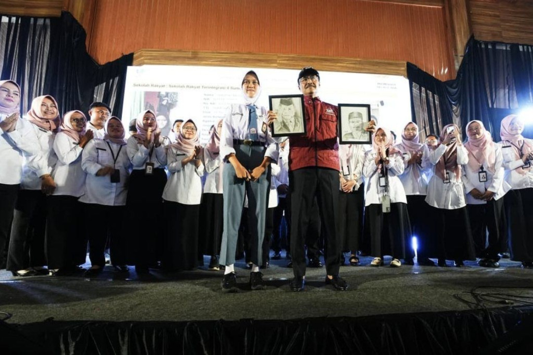 Gus Ipul: Lulusan Sekolah Rakyat Dijamin Dapat Beasiswa dan Pekerjaan