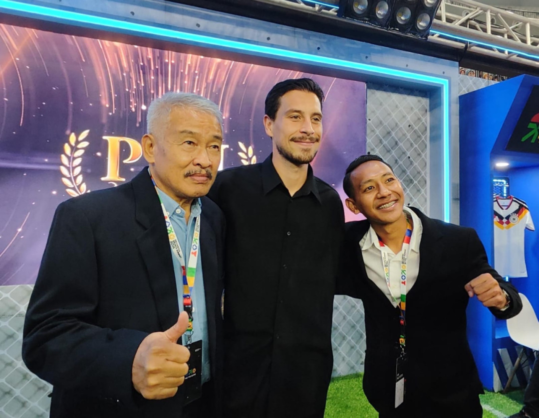 Thom Haye dan Beckham Putra Tunggu Pelatih Timnas Baru