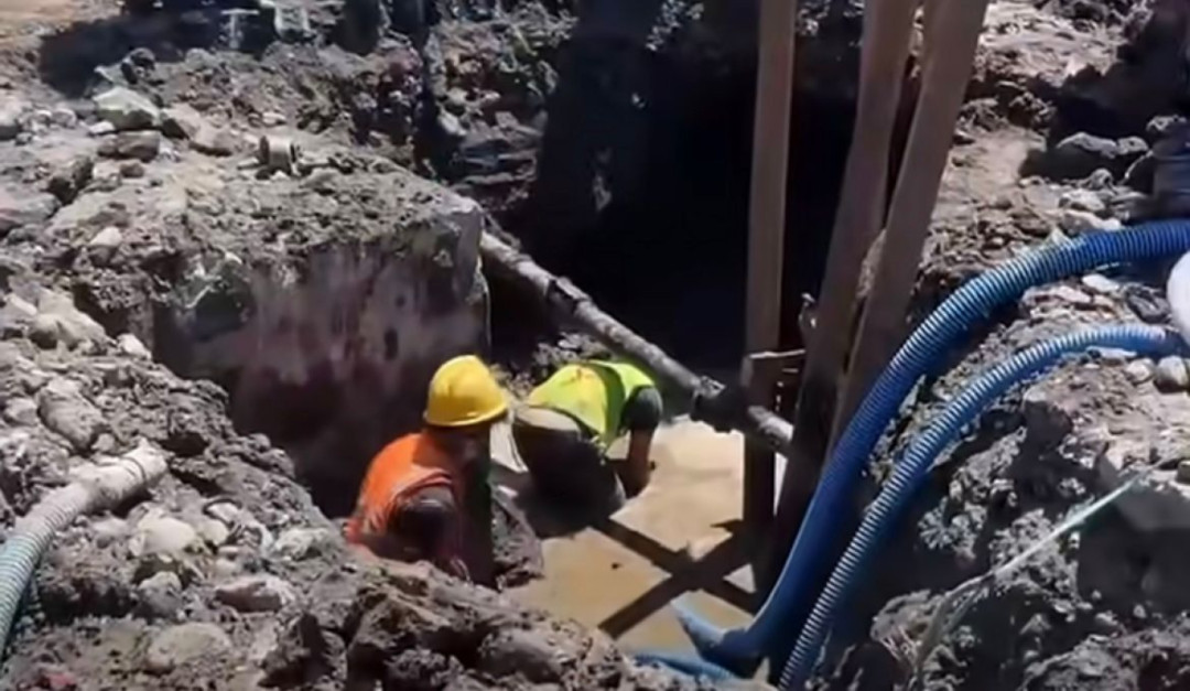 Normalisasi Pasca Banjir, Perumda AM Padang Lakukan Perbaikan Jaringan Pipa Distribusi