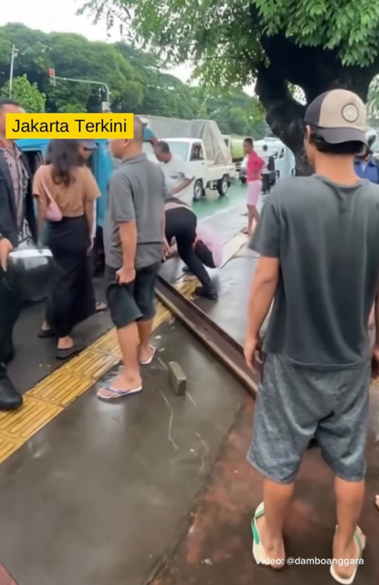 Polisi Tegaskan Rel yang Diambil di Jatinegara Bukan Rel Operasional