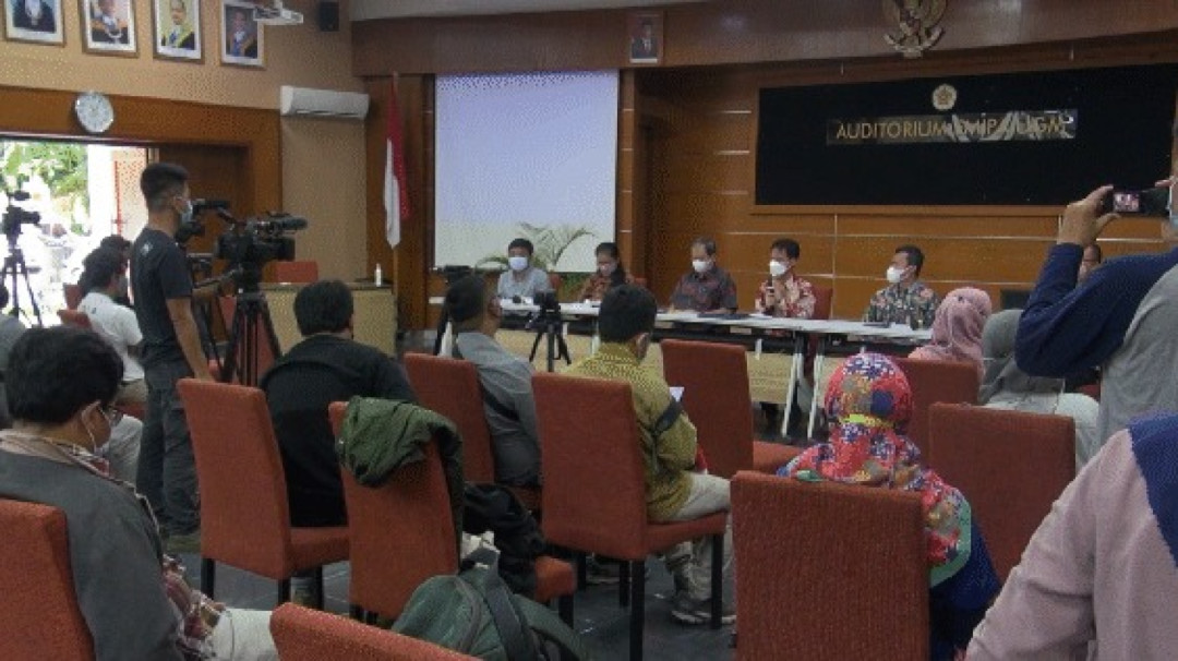 Peneliti UGM: Guguran Kubah Lava Dipicu Curah Hujan Tinggi Sebabkan Jangkauan Awan Panas Semeru Lebihi Rekomendasi Jarak Aman