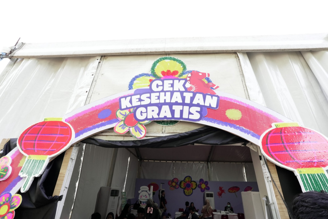 Antusiasme Warga Manfaatkan Cek Kesehatan Gratis di Imlek Festival 2577
